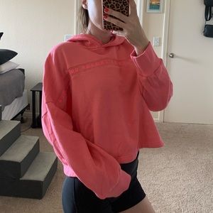 Under Armour sweatshirt